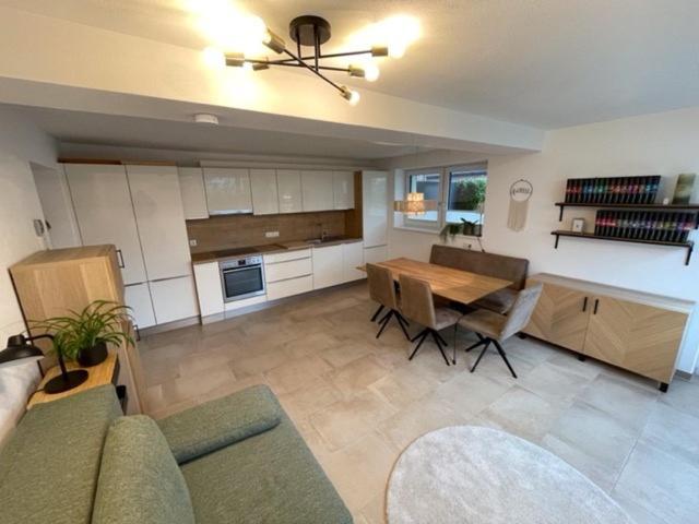 Ferienwohnung Familiengarten Volders Екстер'єр фото